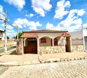 Casa para Venda, em Açu, bairro COHAB/CONJUNTO JANDUÍS - CASA EM VIA PÚBLICA, 3 dormitórios, 2 banheiros, 1 suíte, 2 vagas